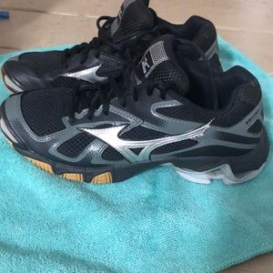 Mizuno Volleyball Court Shoes 7